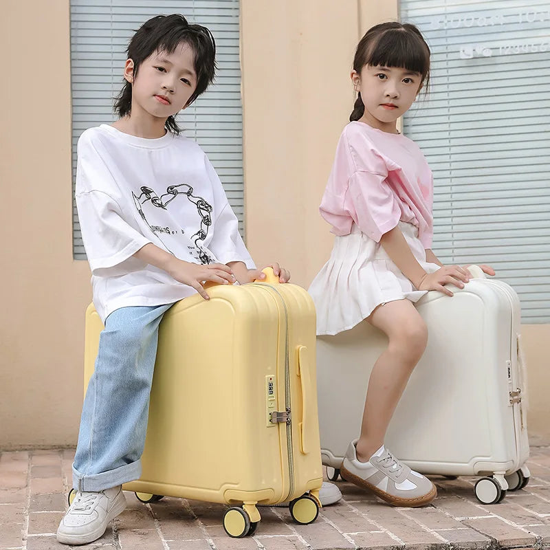 Children's Suitcase on Wheels 20 inch Rolling Kids Luggage